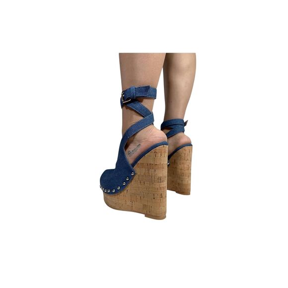 Shoe Dazzle Sexy Platform Wedge Sandals, Blue Denim Rivets High Heeled Size 12 - Picture 3 of 6